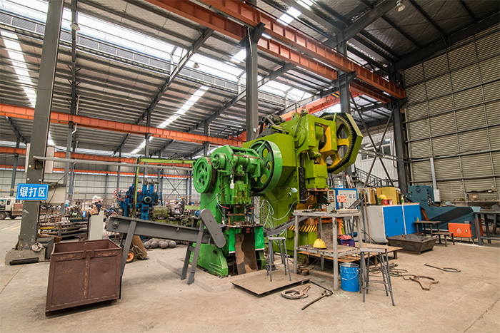 宝鸡网架配件-锥头加工车间